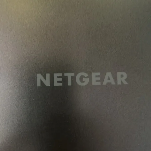 NetGear Nighthawk Wi-Fi Router - Picture 2 of 7